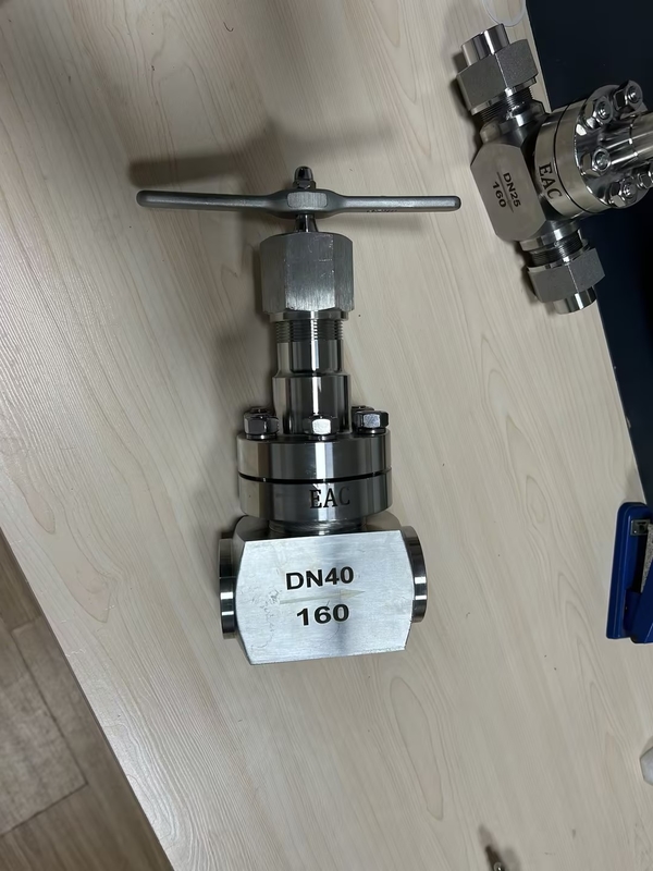 LNG LOX LIN LAR LCO2 bể Cryogenic áp suất cao van quả cầu chất lượng cao van PN320