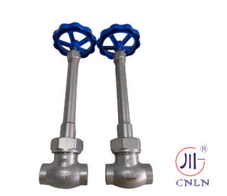 DN40 Cryogenic Long Stem Globe Valve PTFE Valve CF8 CF3 Vòng tay màu xanh cho khí đặc biệt